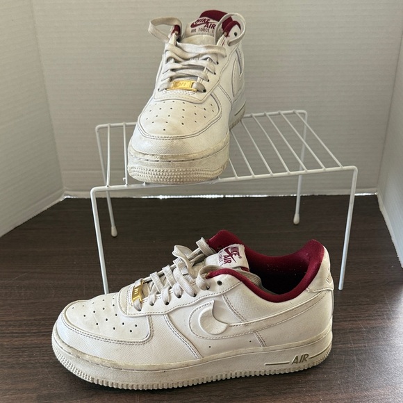 Nike Air Force 1 Women's Sneakers White and Burgundy Size 7 - Picture 2 of 7